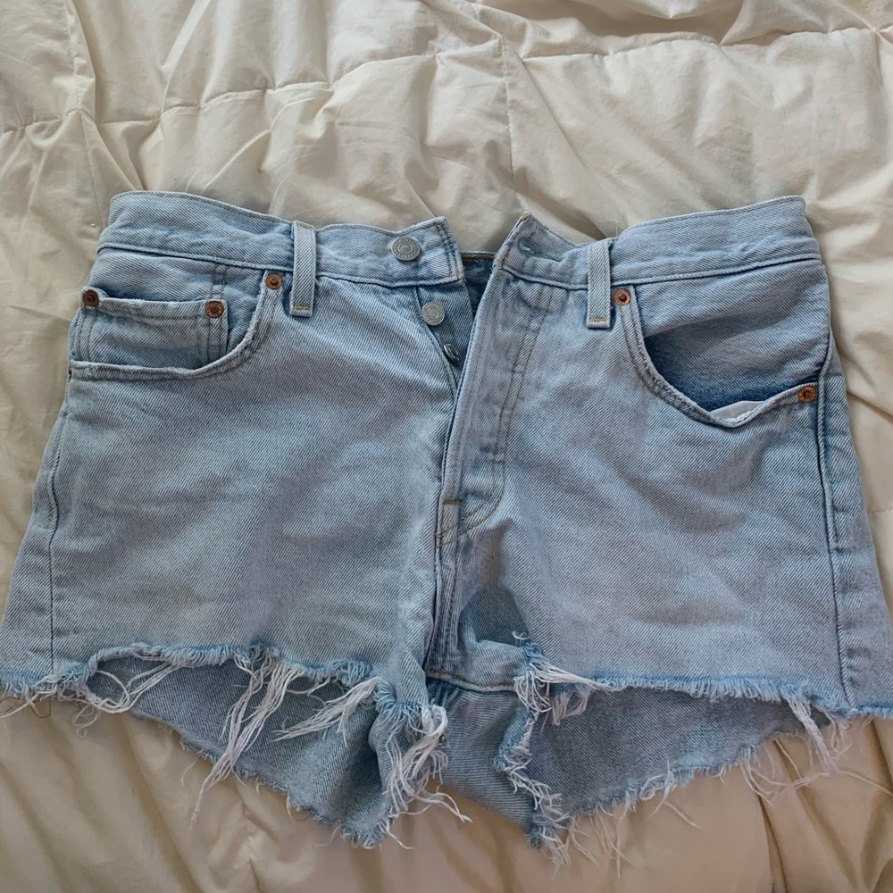 high rise levi denim shorts